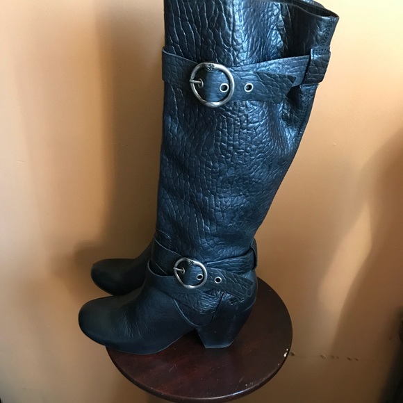 Boots - Picture 2 of 2